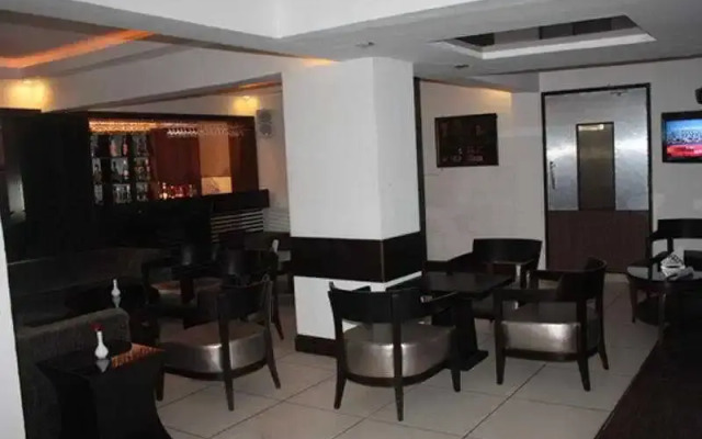 7 Flags International