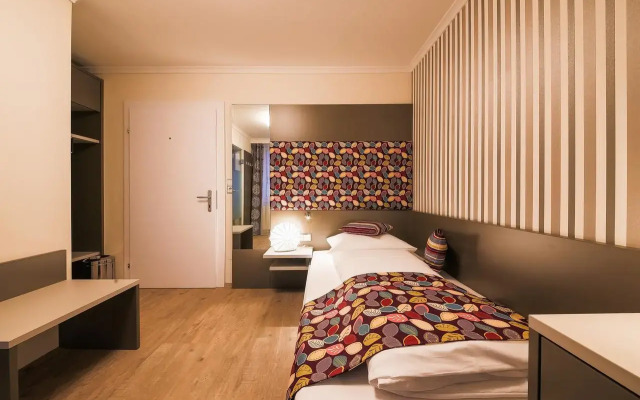 Ambiance Hotel