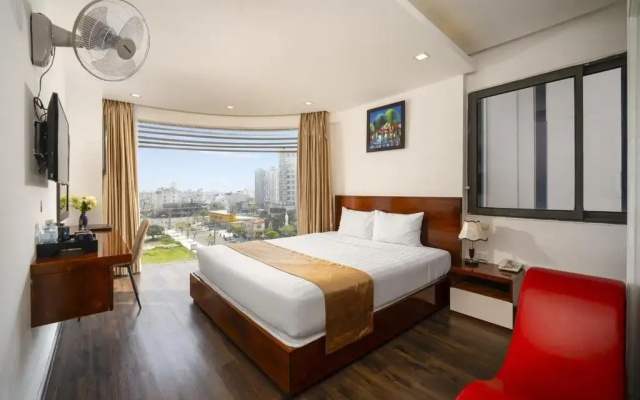 Отель Waikiki Beach Hotel Da Nang instead of Connect