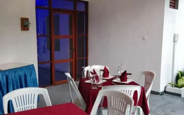 Alkina Lodge Hotel
