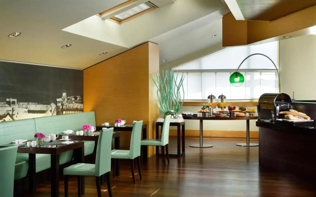 UNA HOTELS Napoli