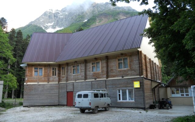 Alatau-Dombay Hotel