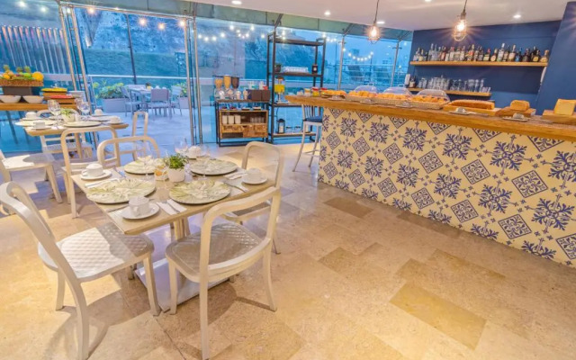 GHL San Lazaro Art Hotel