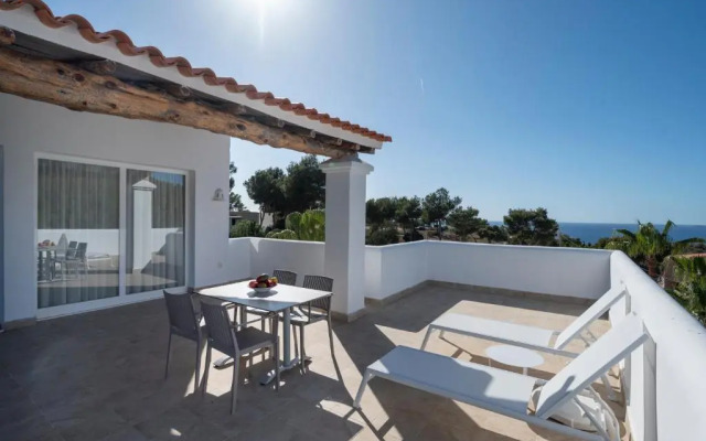 Apartamentos Blanco Sol