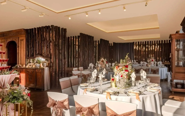 Hôtel des Arts Saigon - MGallery Collection