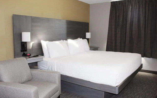 Days Inn by Wyndham Stony Plain