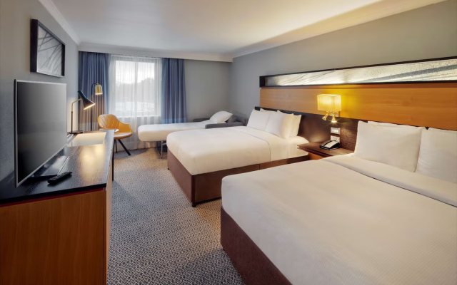 DoubleTree by Hilton Manchester Airport