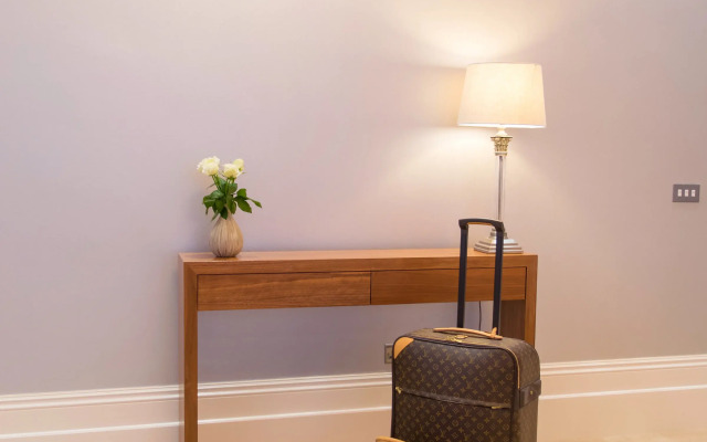 The Chatsworth Hotel