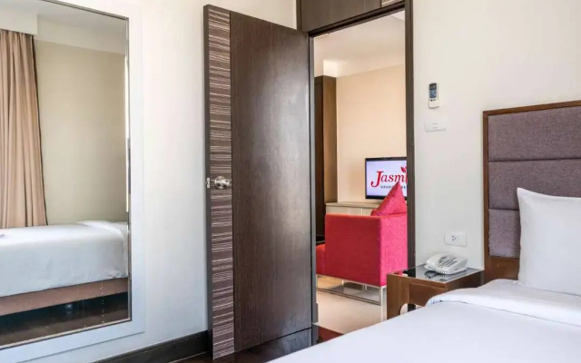 Jasmine Grande Residence