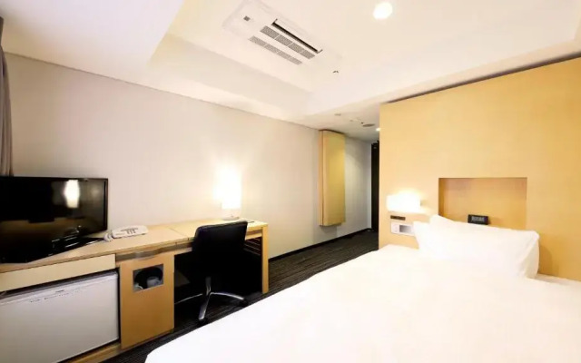 Smile Hotel Osaka Yotsubashi