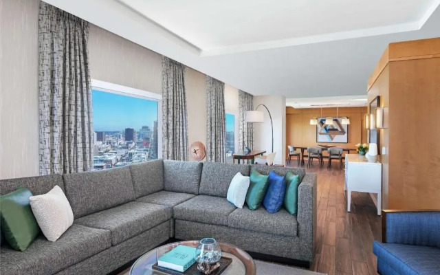 Hilton San Diego Bayfront