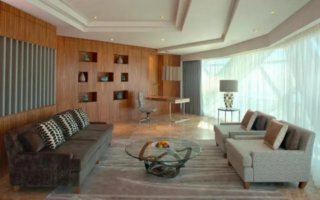 Andaz Capital Gate Abu Dhabi, By Hyatt