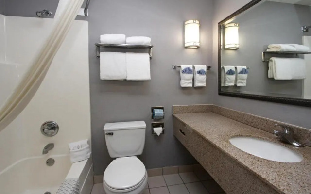 New Victorian Inn & Suites in Sioux City, IA