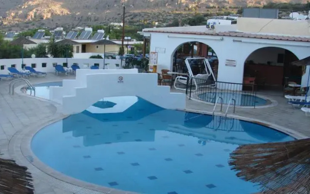 Apostolis Hotel Apartments