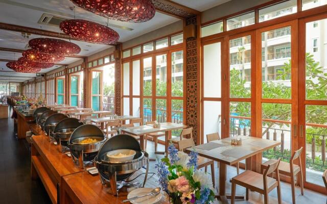 Welcome World Beachfront Resort