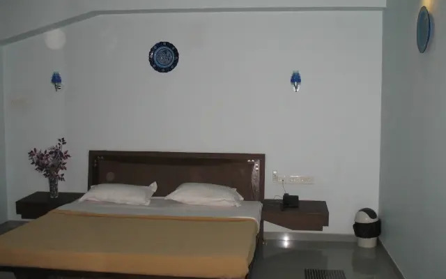 Vora Corporate Inn