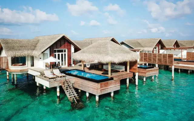 Sirru Fen Fushi Private Lagoon Resort