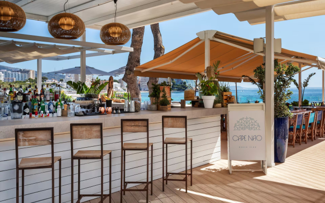 Отель Melia South Beach