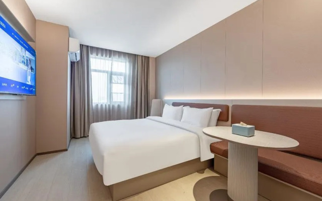 Hanting Express Shanghai Hongqiao Huqingping Road