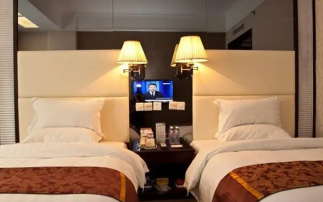 Atour Hotel (Fuzhou Wusi Road Shudou Subway Station)