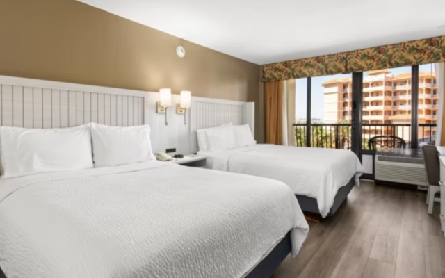 Holiday Inn & Suites Clearwater Beach by IHG