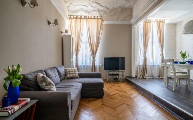 Maison48 U Isaakievskogo Sobora