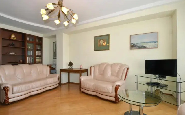 Apartamentyi Novyij Arbat