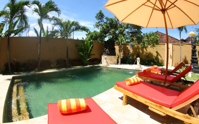 Kubu Moana Villa Sanur