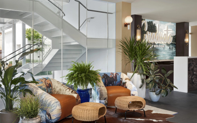 Graduate by Hilton Dallas