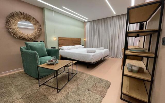 Gran Marina Suites