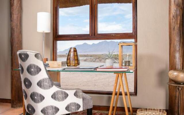 Hoodia Desert Lodge