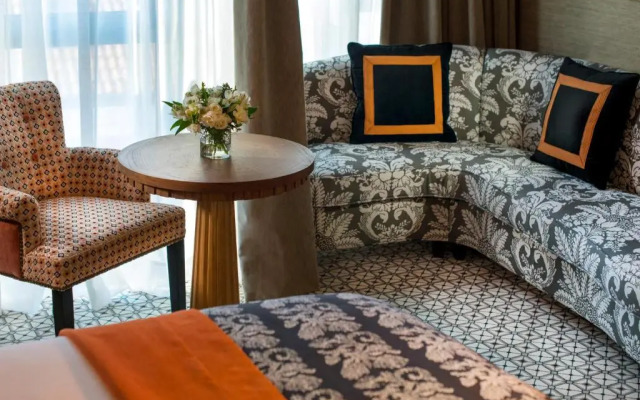 The First One Madrid Preciados