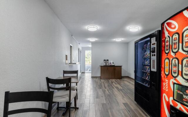 Hometowne Studios Orange, Tx