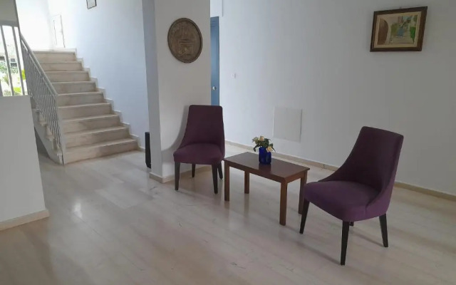 Filoxenia Hotel & Apartments