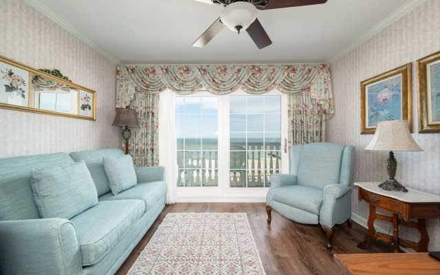 Boardwalk Plaza Hotel