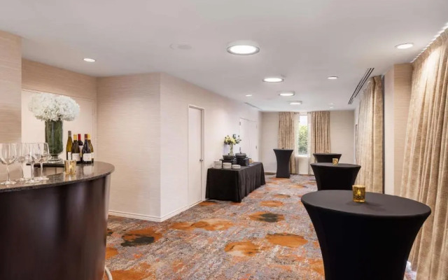 DoubleTree Suites by Hilton Austin Downtown Capitol