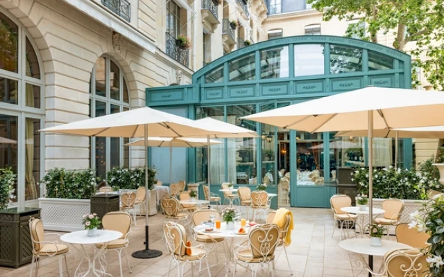 Отель Ritz Paris