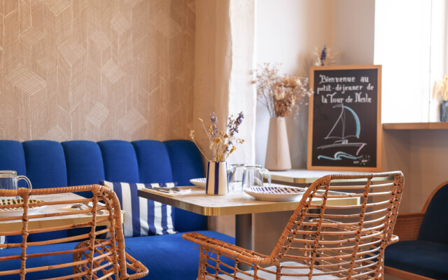 Hôtel La Tour de Nesle La Rochelle Vieux Port