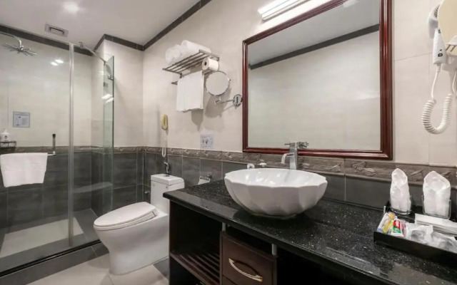 A25 Hotel - 15 Tran Quoc Toan