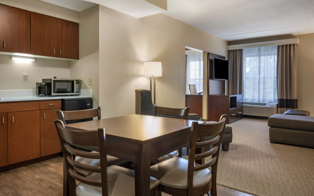 Comfort Suites near Penn State - State College, PA