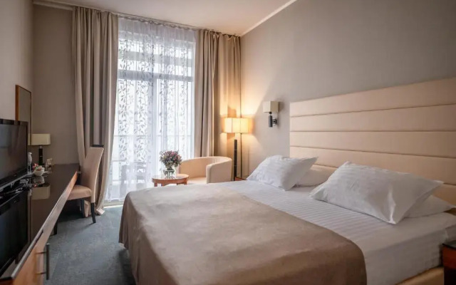Hotel Lero