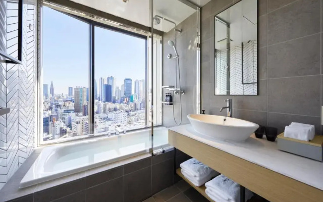 Hundred Stay Tokyo Shinjuku	Hotel