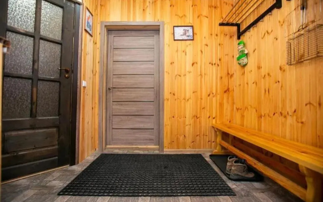 Guest House in Dombay Gostevoj dom v Dombae