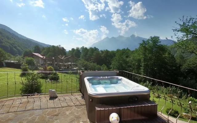 Гостевой дом Design Chalet Tree of Life