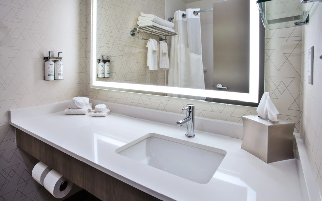 Holiday Inn Express Kitty Hawk Outer Banks by IHG