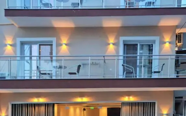 Отель Star Bay Luxury