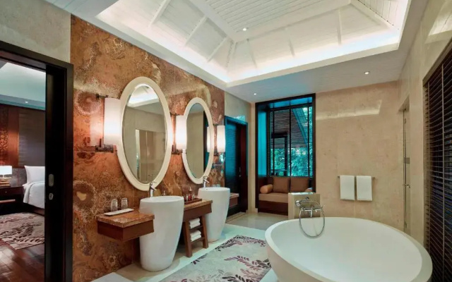 Mulu Marriott Resort