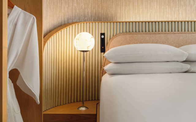 Andaz Miami Beach – by Hyatt Hotel