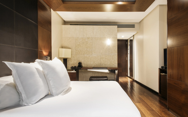 Urban, a Small Luxury  of the World