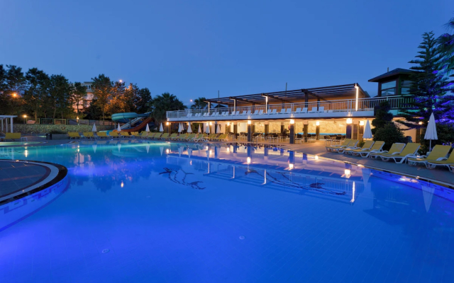 Club Mermaid Village